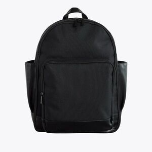 Beis - The Travel Backpack